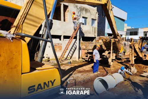 Carousel post from prefeituradeigarape.