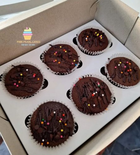 Carousel post from pink_pearl_cakes_kuliyapitiya_.