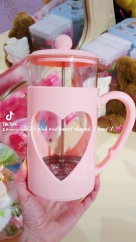 Video post from margaritabloom.