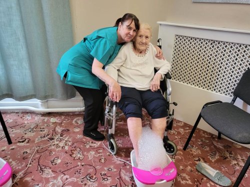 Carousel post from Ventress Hall care home.