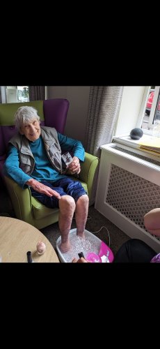 Carousel post from Ventress Hall care home.