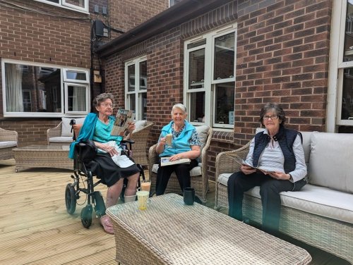 Carousel post from Ventress Hall care home.