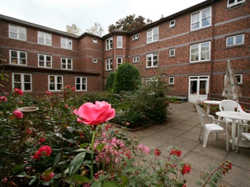 Photo post from Ventress Hall care home.