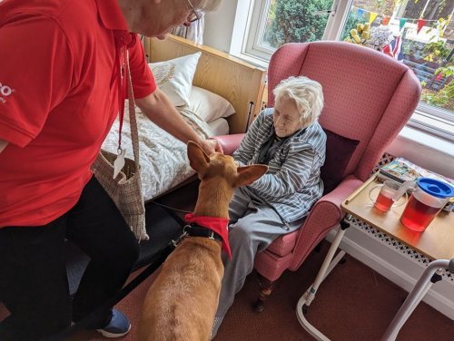 Carousel post from Ventress Hall care home.