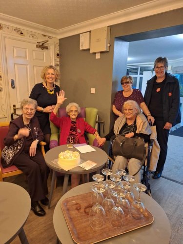 Carousel post from Ventress Hall care home.