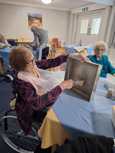 Carousel post from Ventress Hall care home.