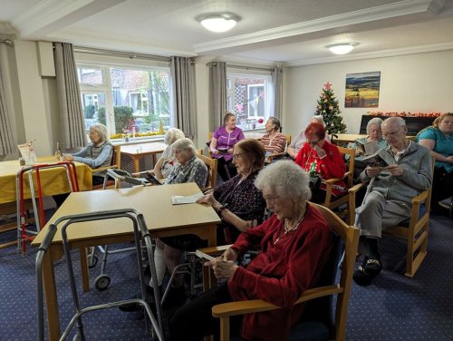 Carousel post from Ventress Hall care home.