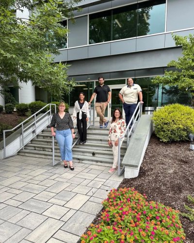 Carousel post from Geistlich Biomaterials - North America.