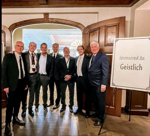 Carousel post from Geistlich Biomaterials - North America.