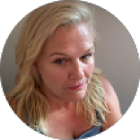 User profile - Kerry Derrick.