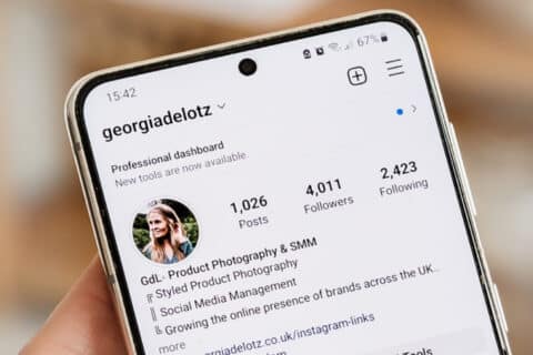 Como criar espaços na biografia do Instagram e quebras de texto